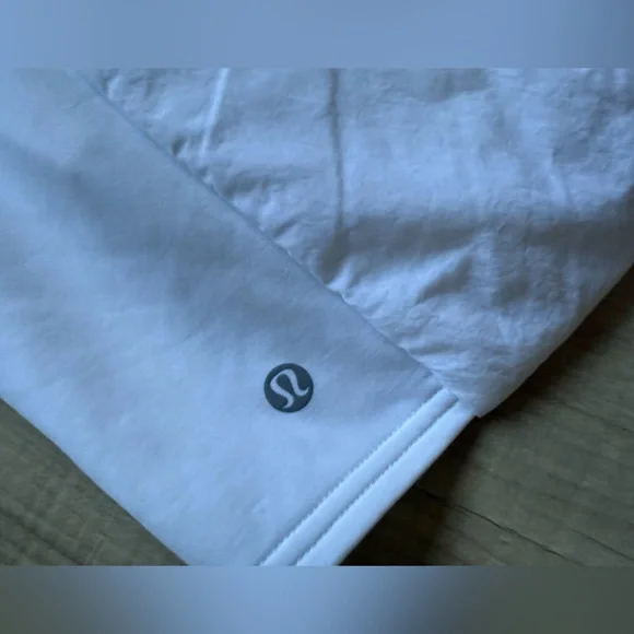 Lululemon Another Mile Jacket - Picture 15 of 16